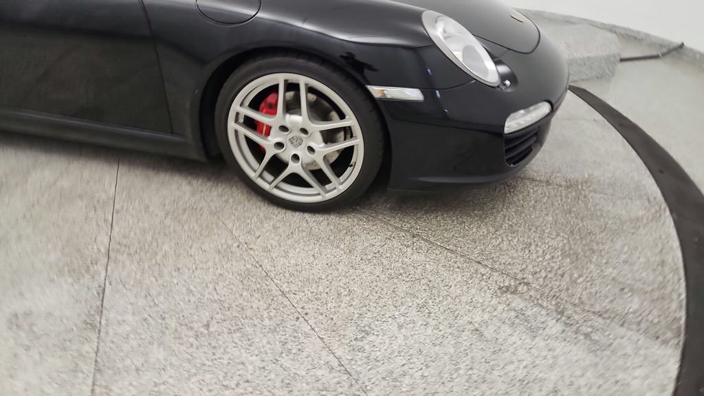 Used 2009 Porsche 911 Carrera S RWD image 17