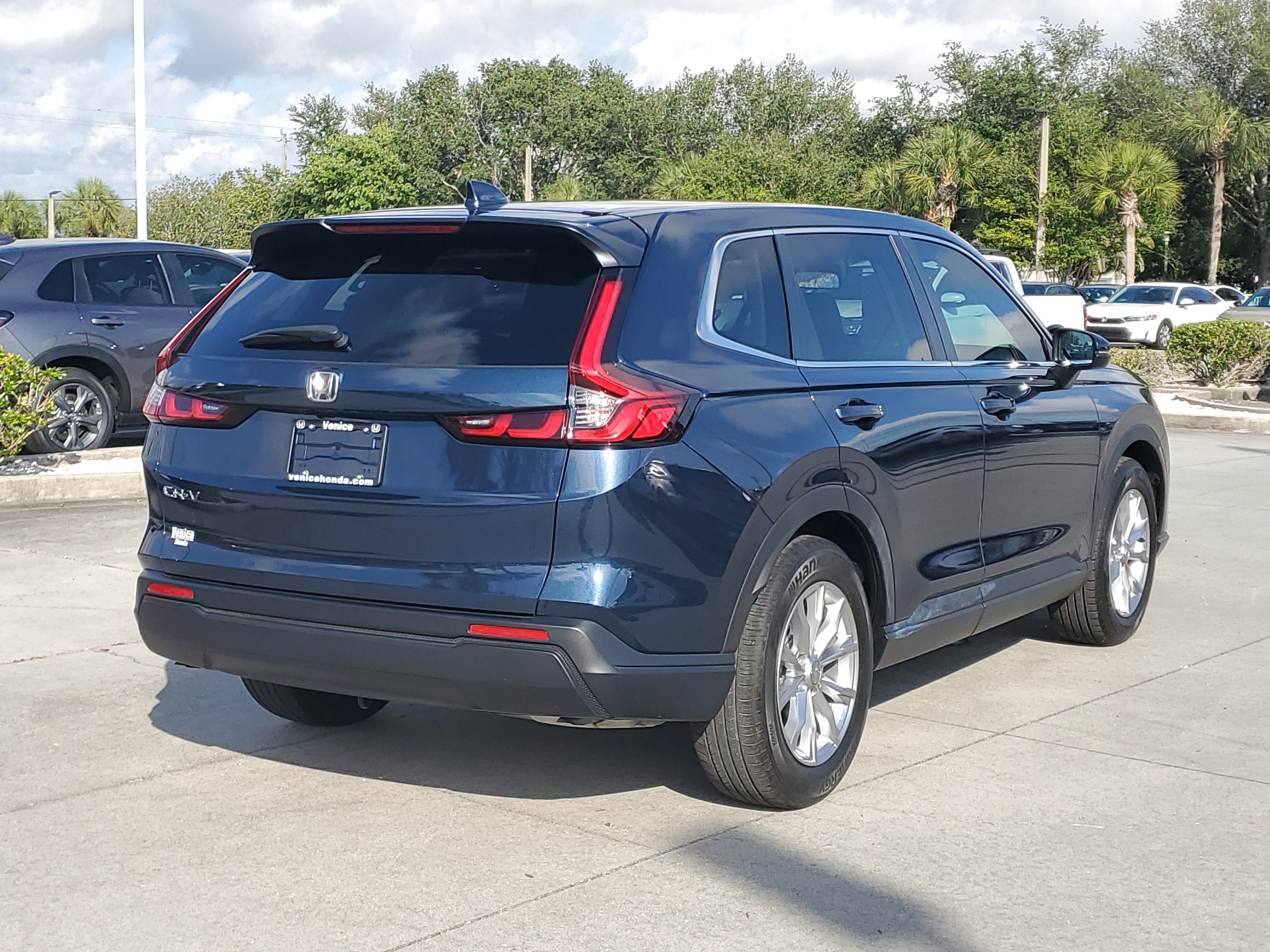 Certified 2023 Honda CR-V EX image 6