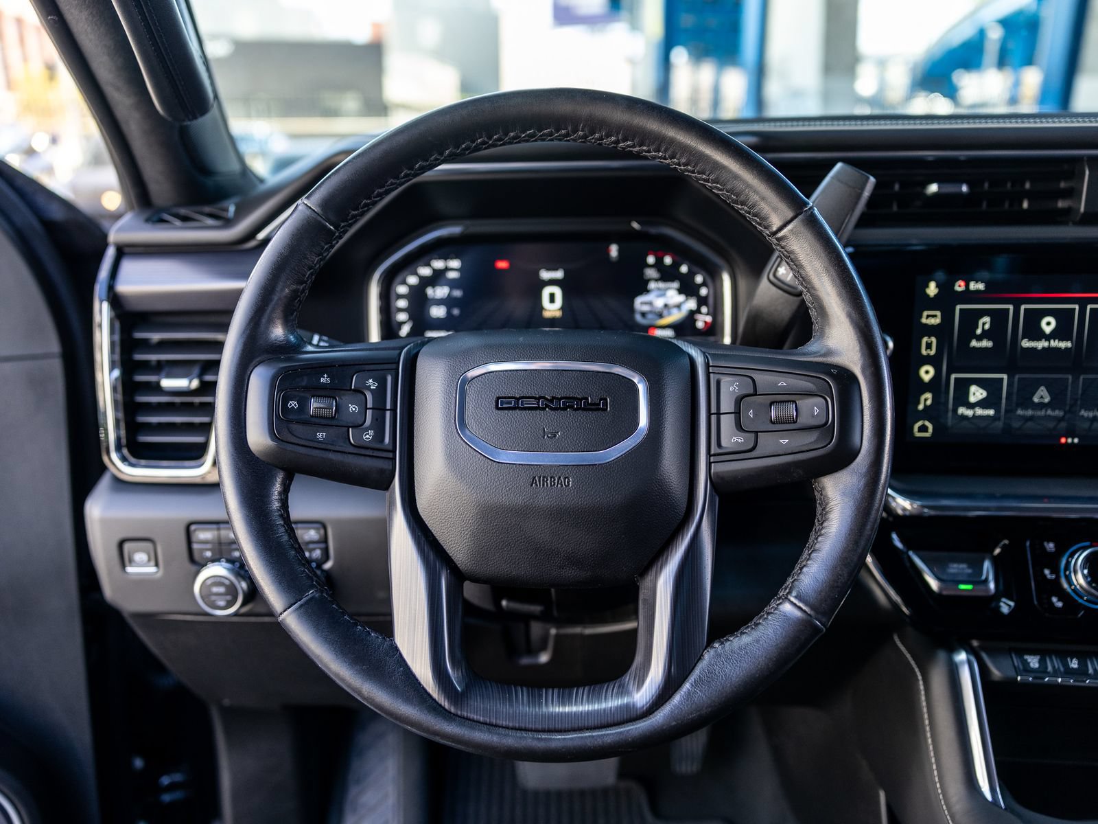 Used 2024 GMC Sierra 2500 Denali Ultimate w/ Max Trailering Package AWD/4WD image 6