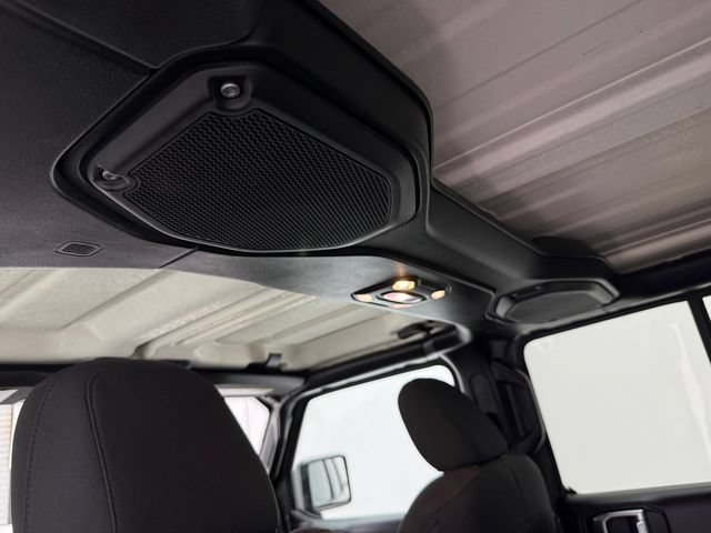 Used 2019 Jeep Wrangler Unlimited Sport S AWD/4WD image 34