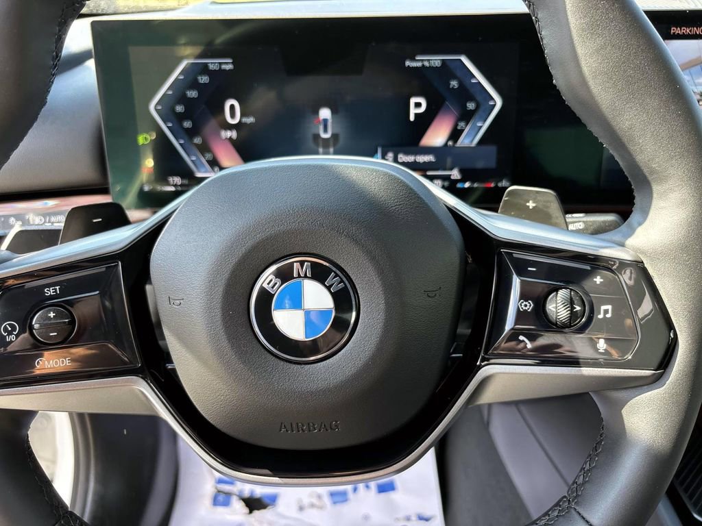 Certified 2025 BMW 540i xDrive image 18