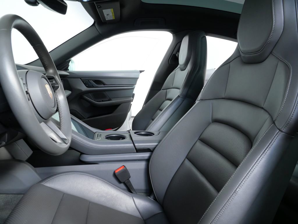 Certified 2022 Porsche Taycan 4S image 5