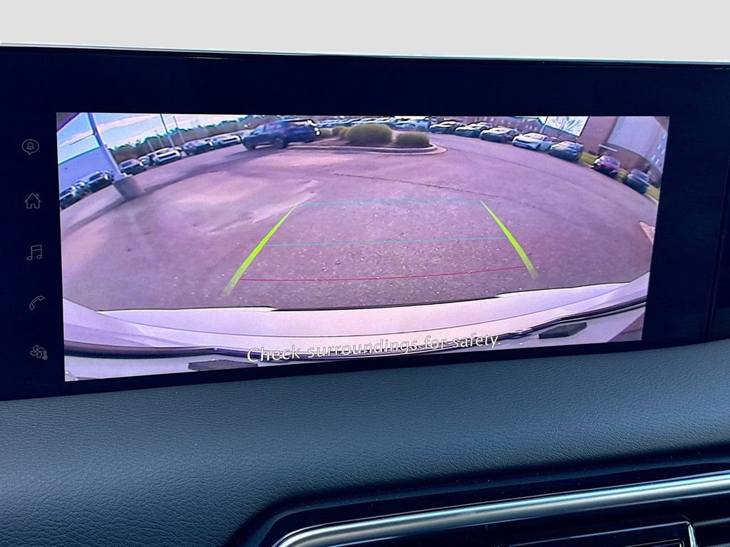 Used 2025 Nissan Armada SV image 13