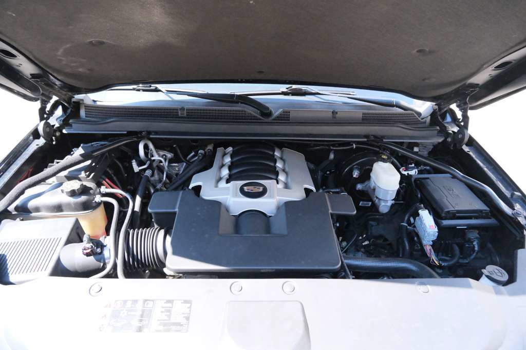 Used 2019 Cadillac Escalade ESV Platinum AWD/4WD image 38