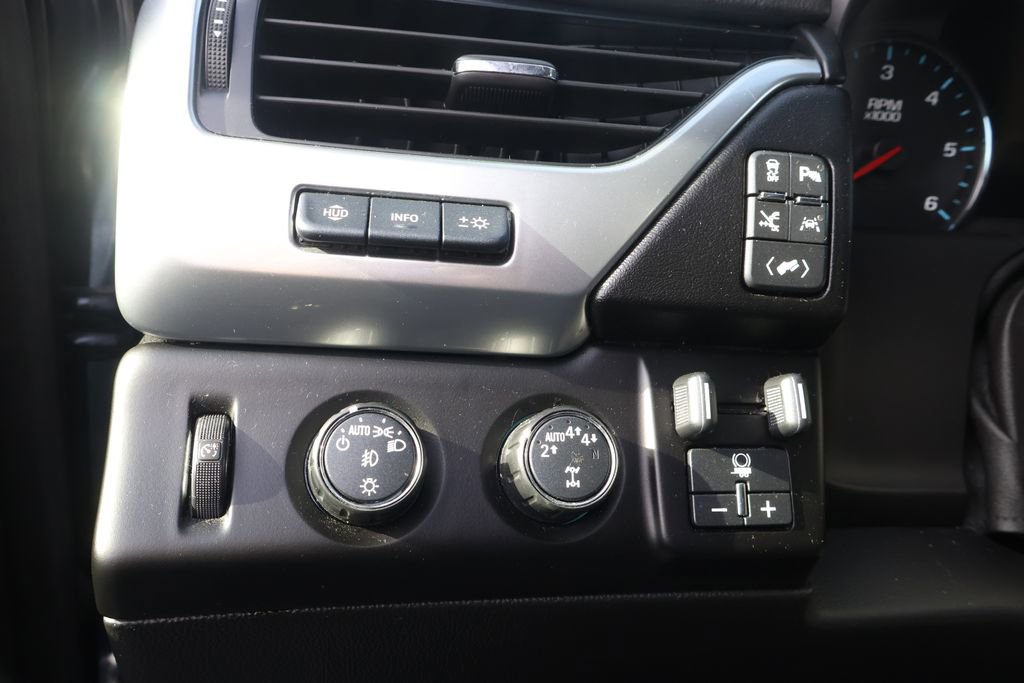Used 2020 Chevrolet Tahoe Premier AWD/4WD image 19