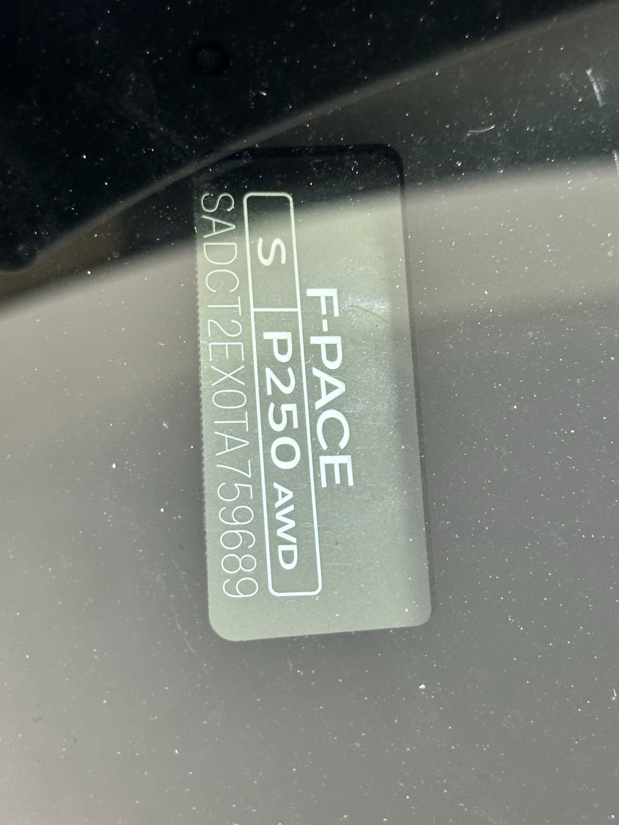 New 2026 Jaguar F-PACE R-Dynamic S image 17