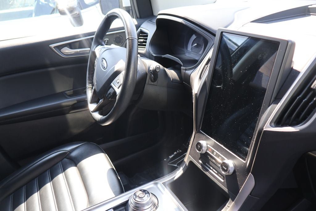 Used 2024 Ford Edge SEL AWD/4WD image 13