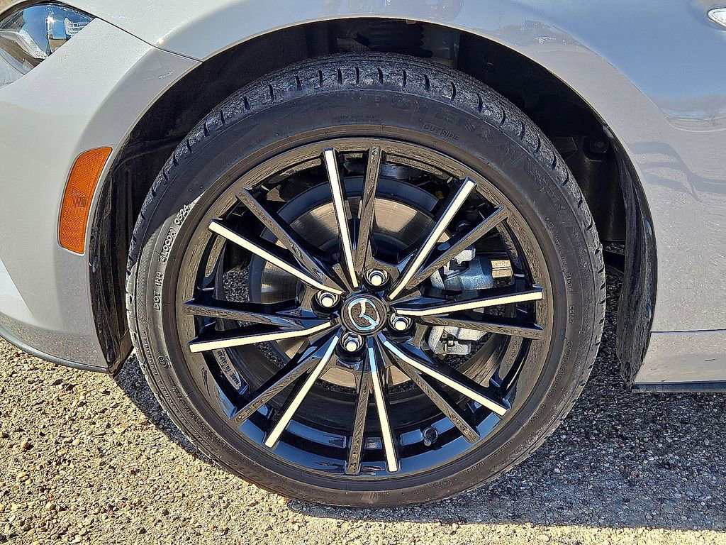 Used 2024 MAZDA MX-5 Miata Grand Touring w/ Weather Package image 13