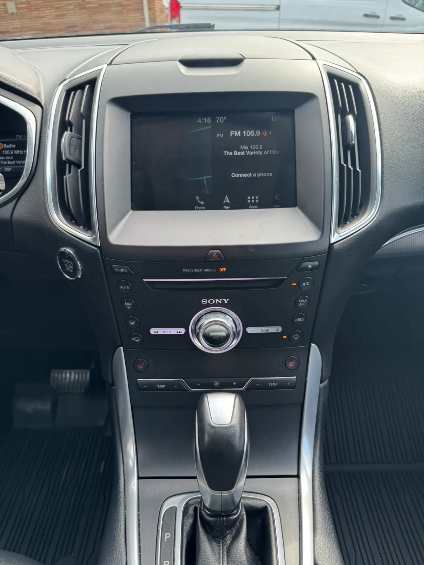 Used 2018 Ford Edge Titanium w/ Technology Package AWD/4WD image 47