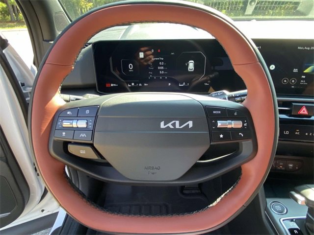 New 2026 Kia Sportage SX image 17