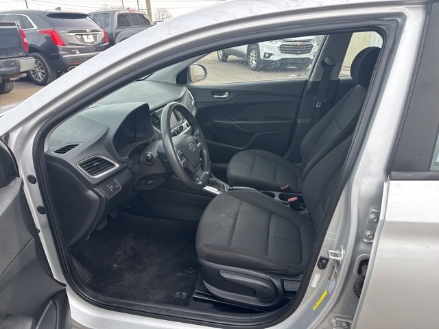 Used 2021 Hyundai Accent SE image 8
