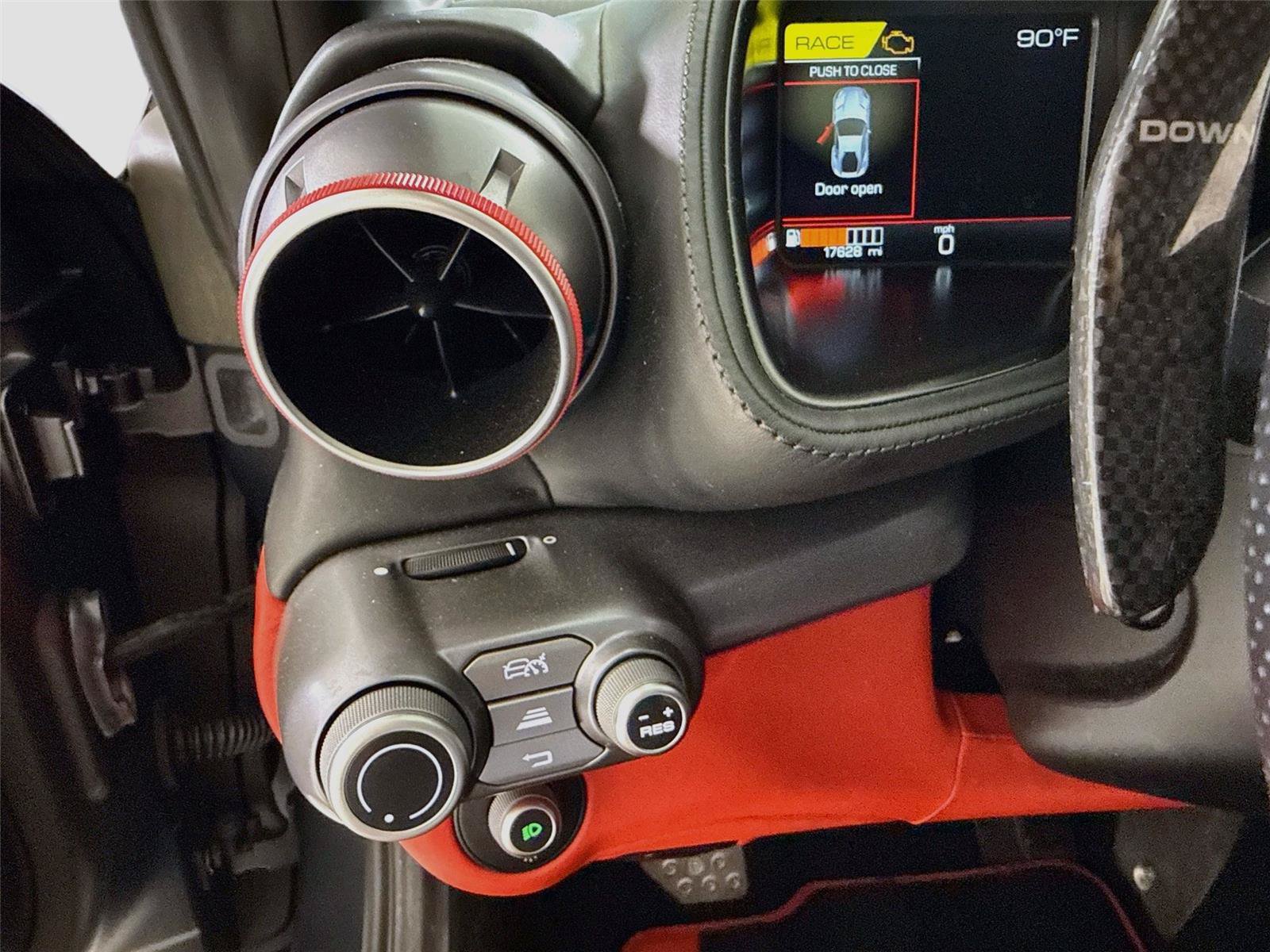 Used 2020 Ferrari 812 Superfast RWD image 24