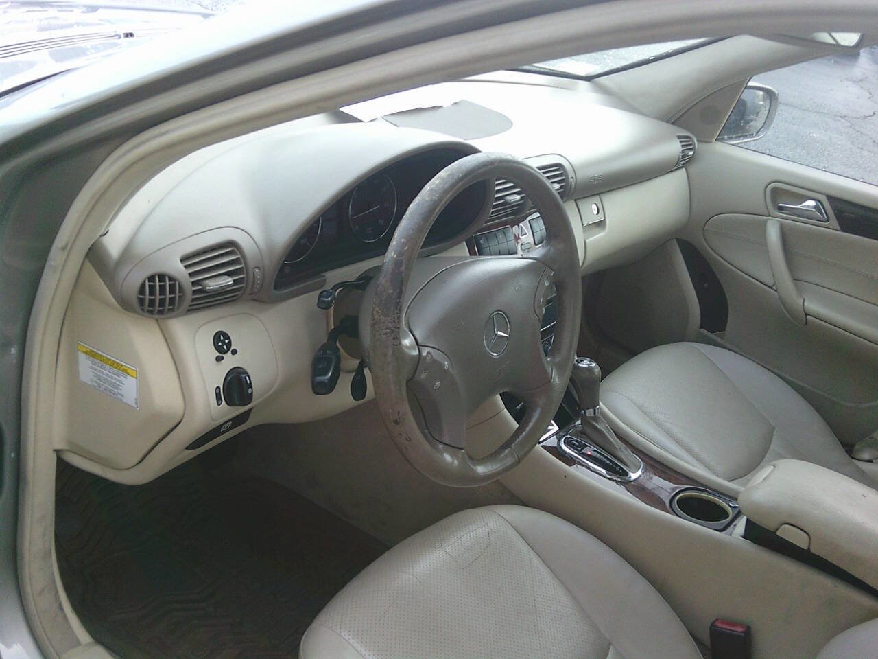 Used 2005 Mercedes-Benz C 240 4MATIC Sedan image 5