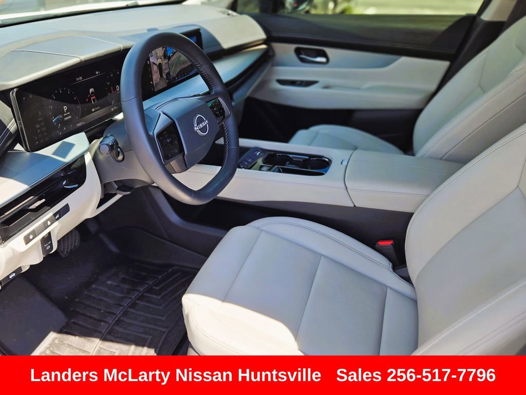 Used 2025 Nissan Murano SL AWD/4WD image 17