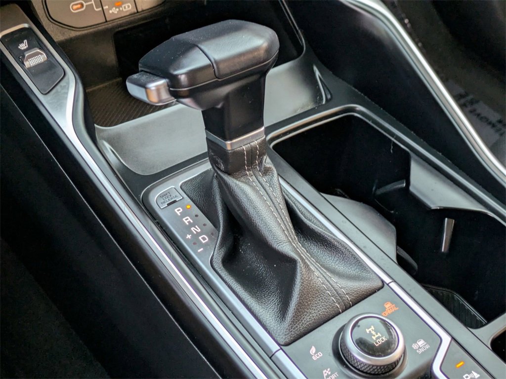 Used 2024 Kia Sorento S image 18