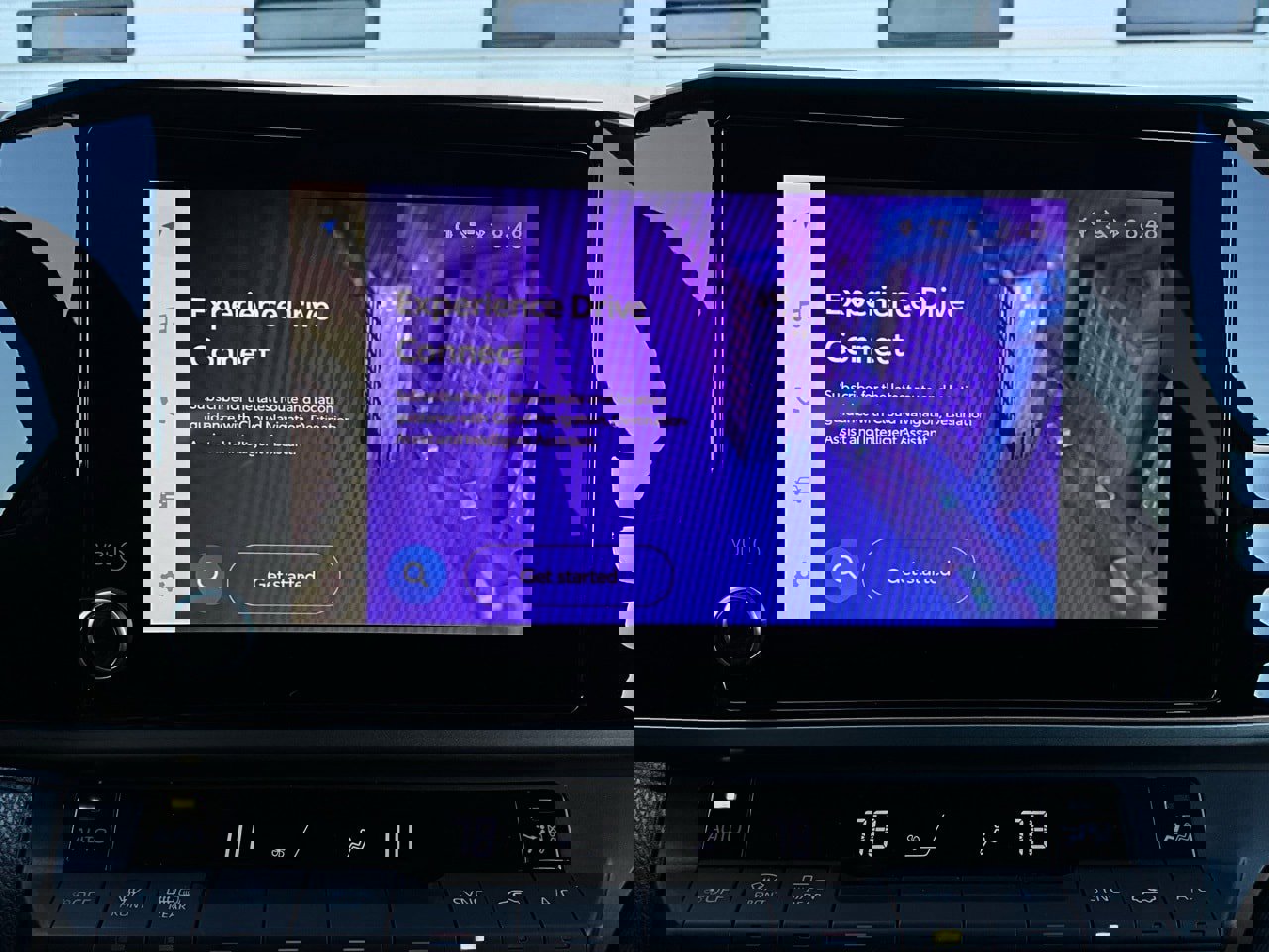 Used 2025 Toyota Camry LE image 28