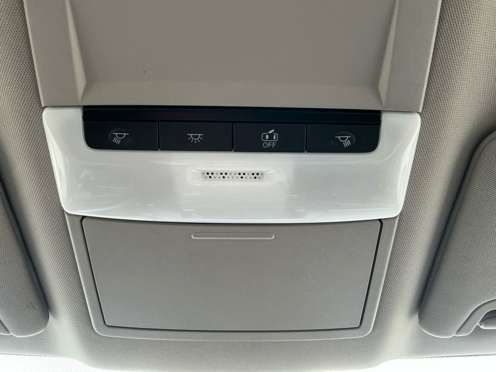 Used 2024 Nissan Altima 2.5 SV image 25