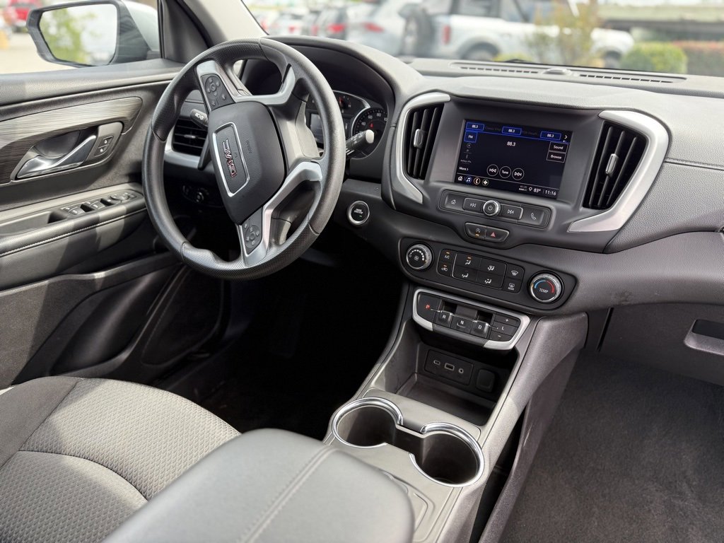Used 2024 GMC Terrain SLE image 24