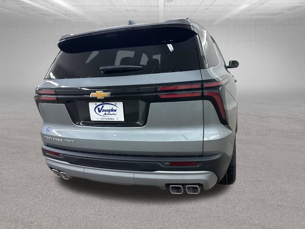 New 2026 Chevrolet Traverse LT w/ Driver Confidence Package AWD/4WD image 10