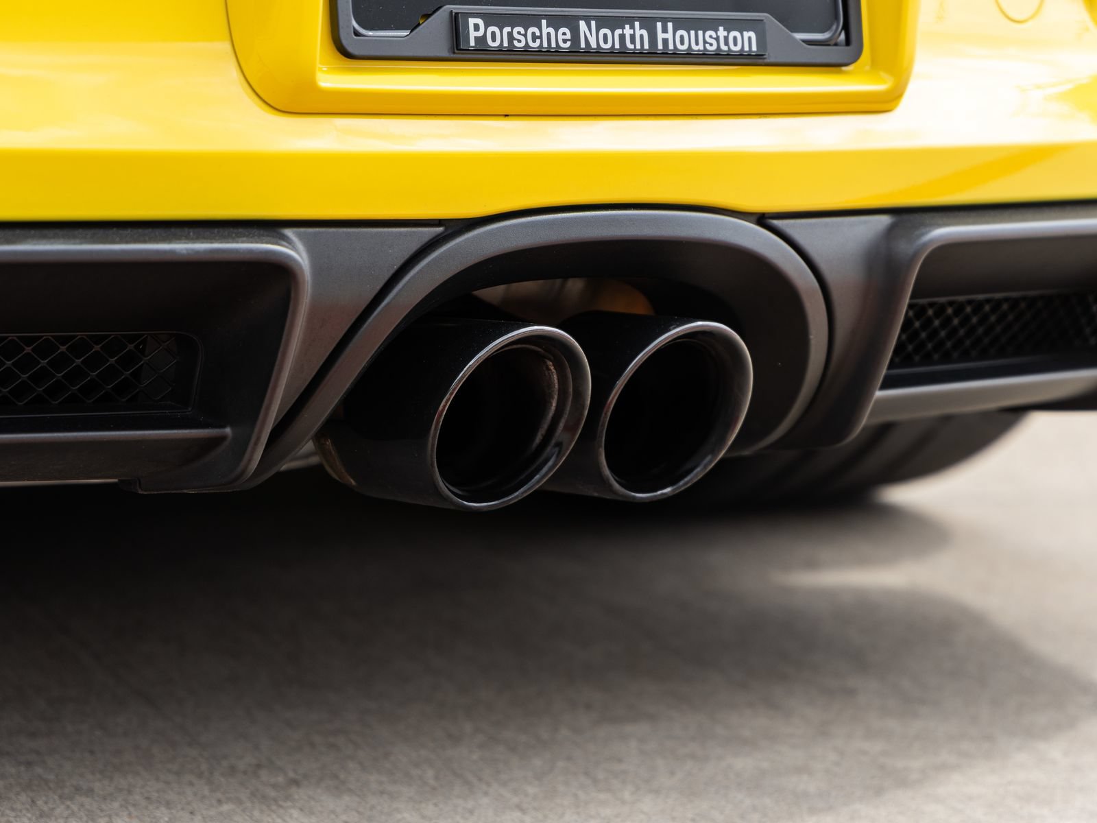 Used 2016 Porsche Cayman GT4 RWD image 16