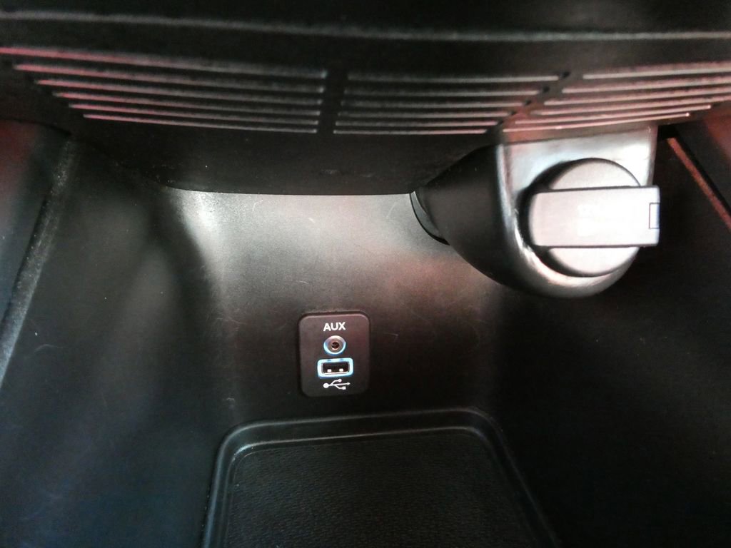 Used 2019 Dodge Journey SE w/ Premium Group FWD image 29