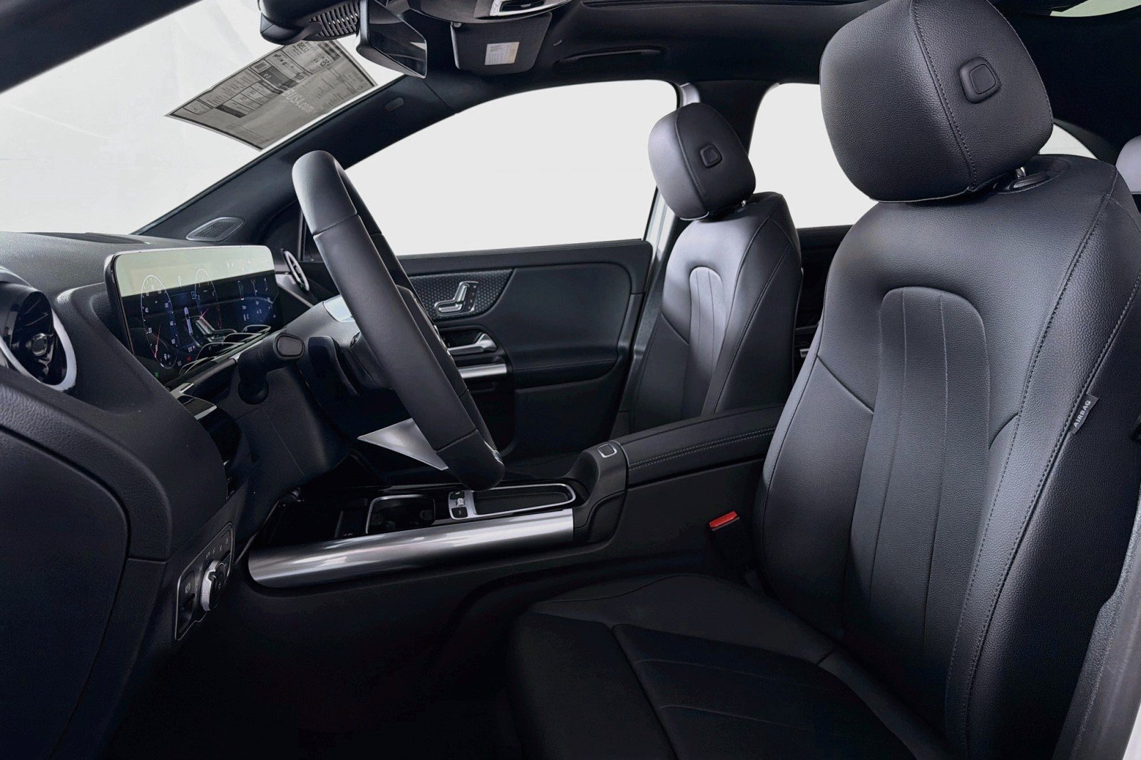 New 2026 Mercedes-Benz GLA 250 image 16