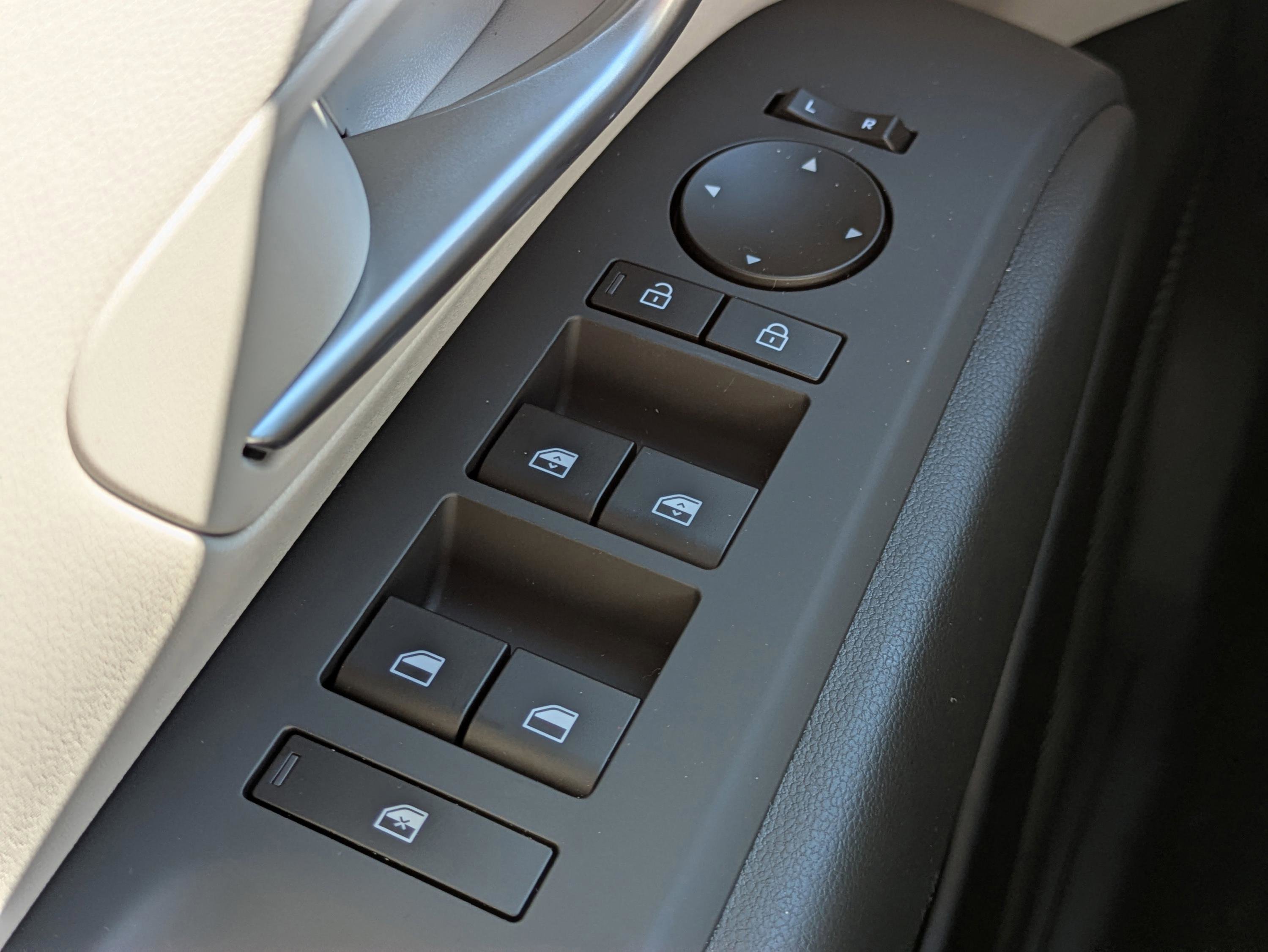 New 2026 Hyundai Tucson SEL FWD image 27