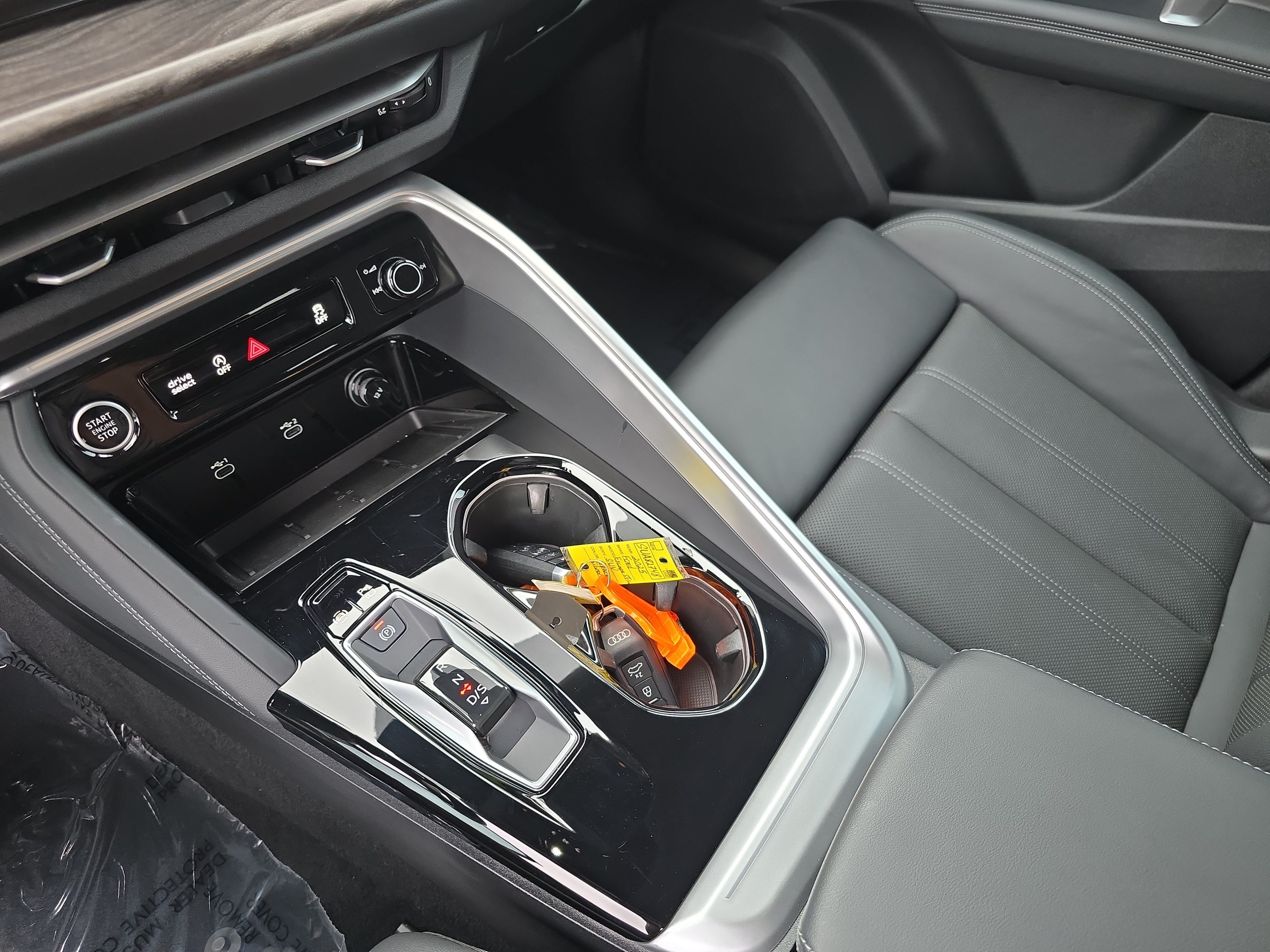 Certified 2025 Audi Q5 Premium Plus w/ Premium Plus AWD/4WD image 21