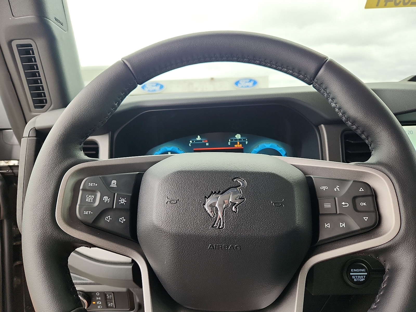 New 2026 Ford Bronco Badlands AWD/4WD image 14