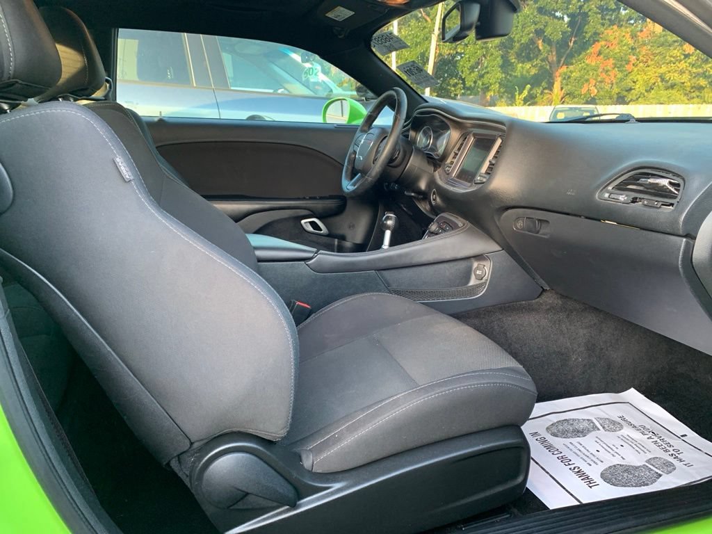 Used 2015 Dodge Challenger R/T Scat Pack RWD image 8