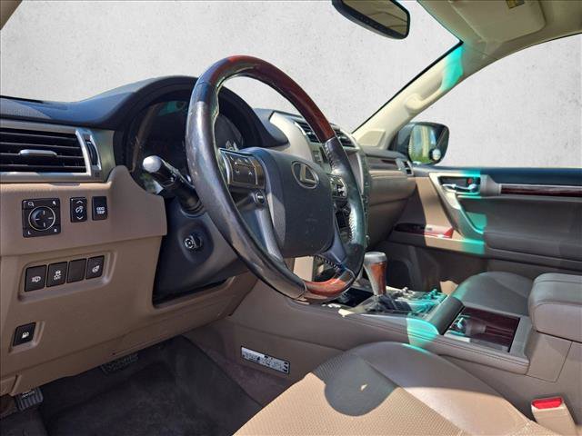 Used 2018 Lexus GX 460 AWD/4WD image 8
