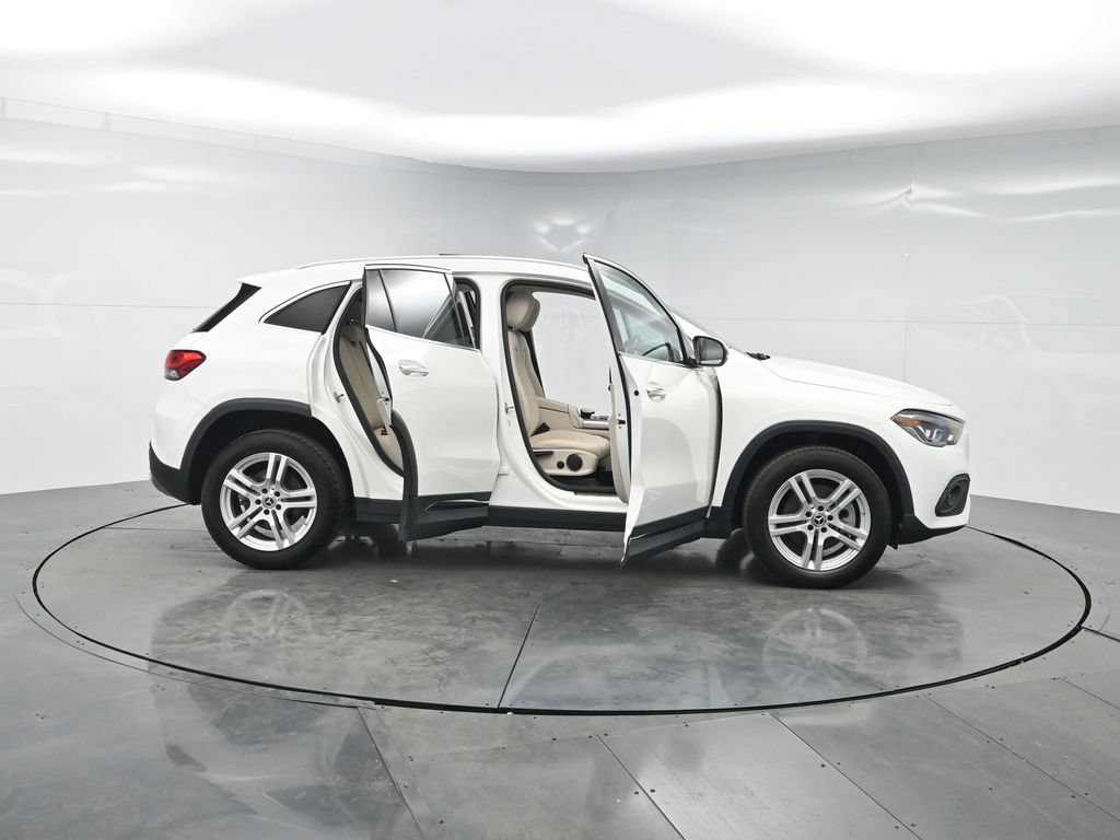 Used 2022 Mercedes-Benz GLA 250 4MATIC w/ Premium Package Lite image 56