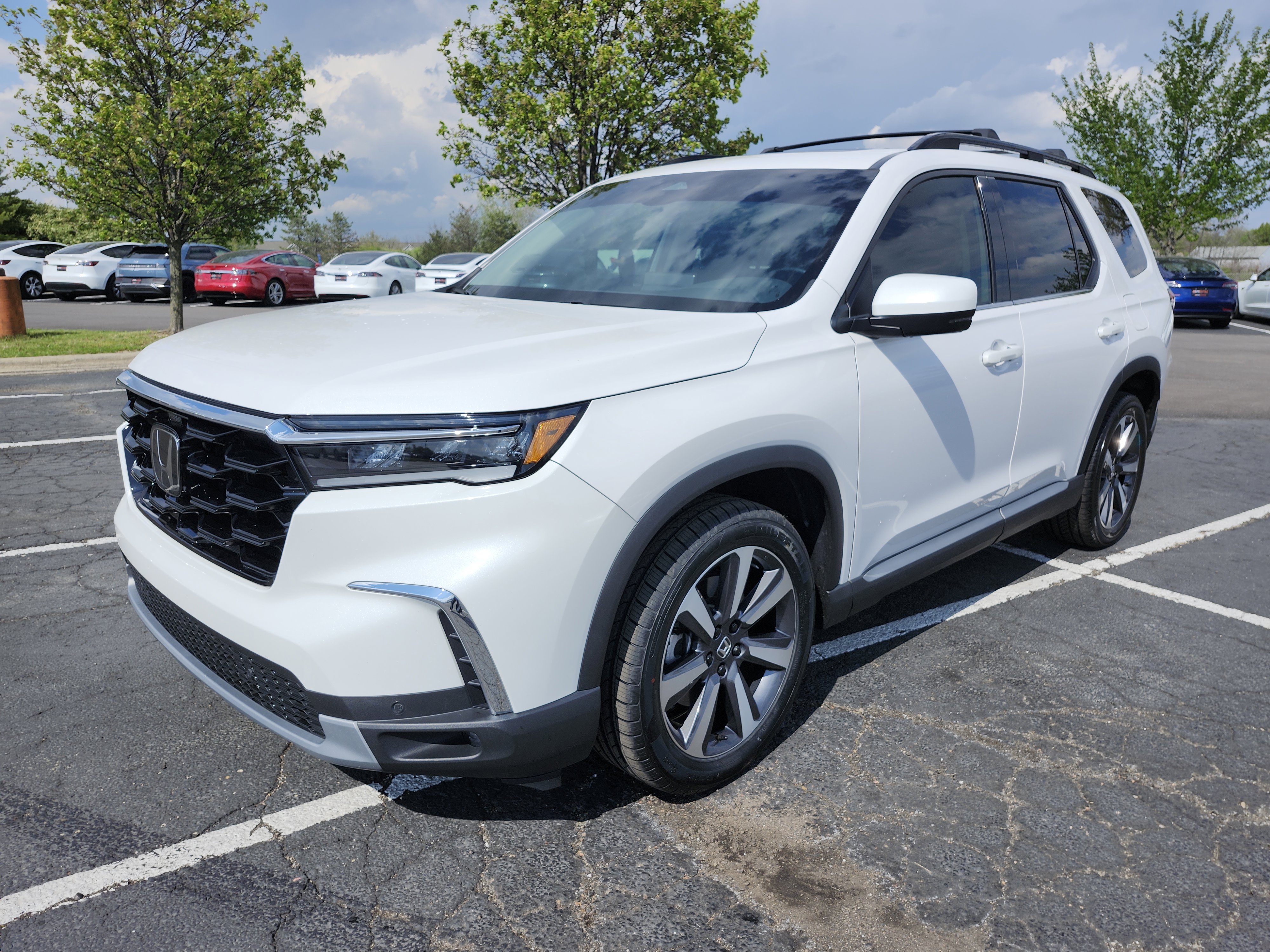 Used 2023 Honda Pilot Touring image 16
