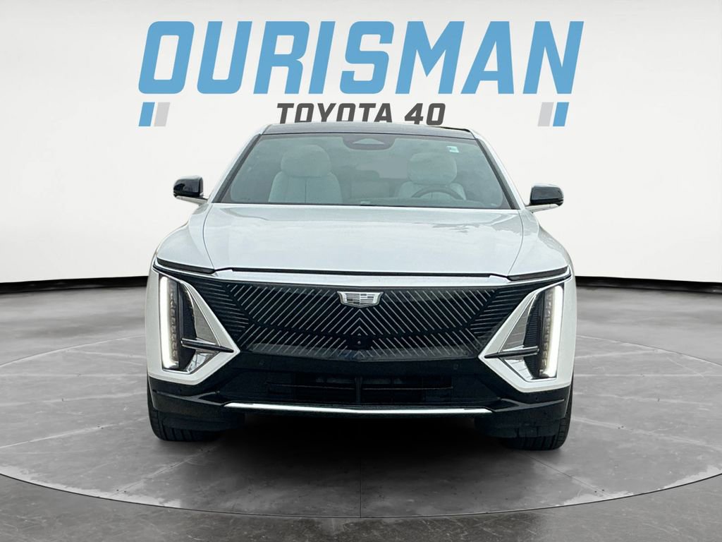 Used 2024 Cadillac Lyriq Luxury image 8
