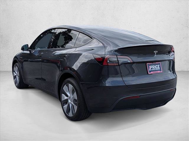 Used 2024 Tesla Model Y Long Range AWD/4WD image 8