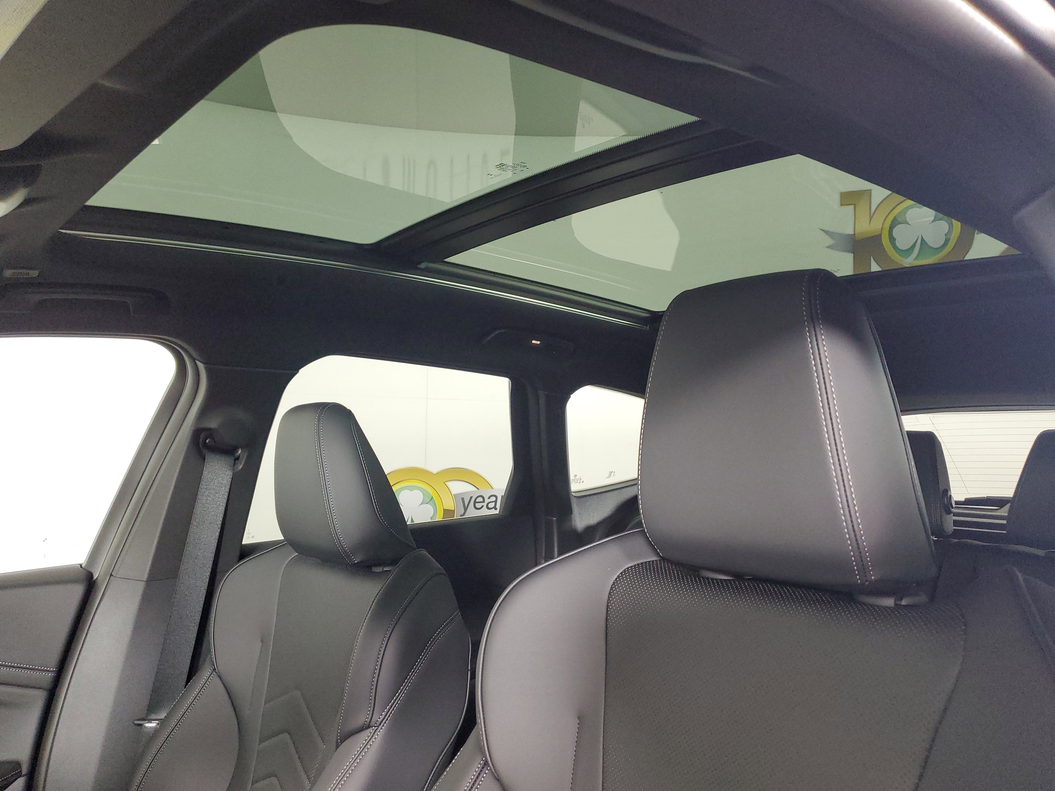 New 2025 BMW X1 xDrive28i w/ Technology Package AWD/4WD image 21