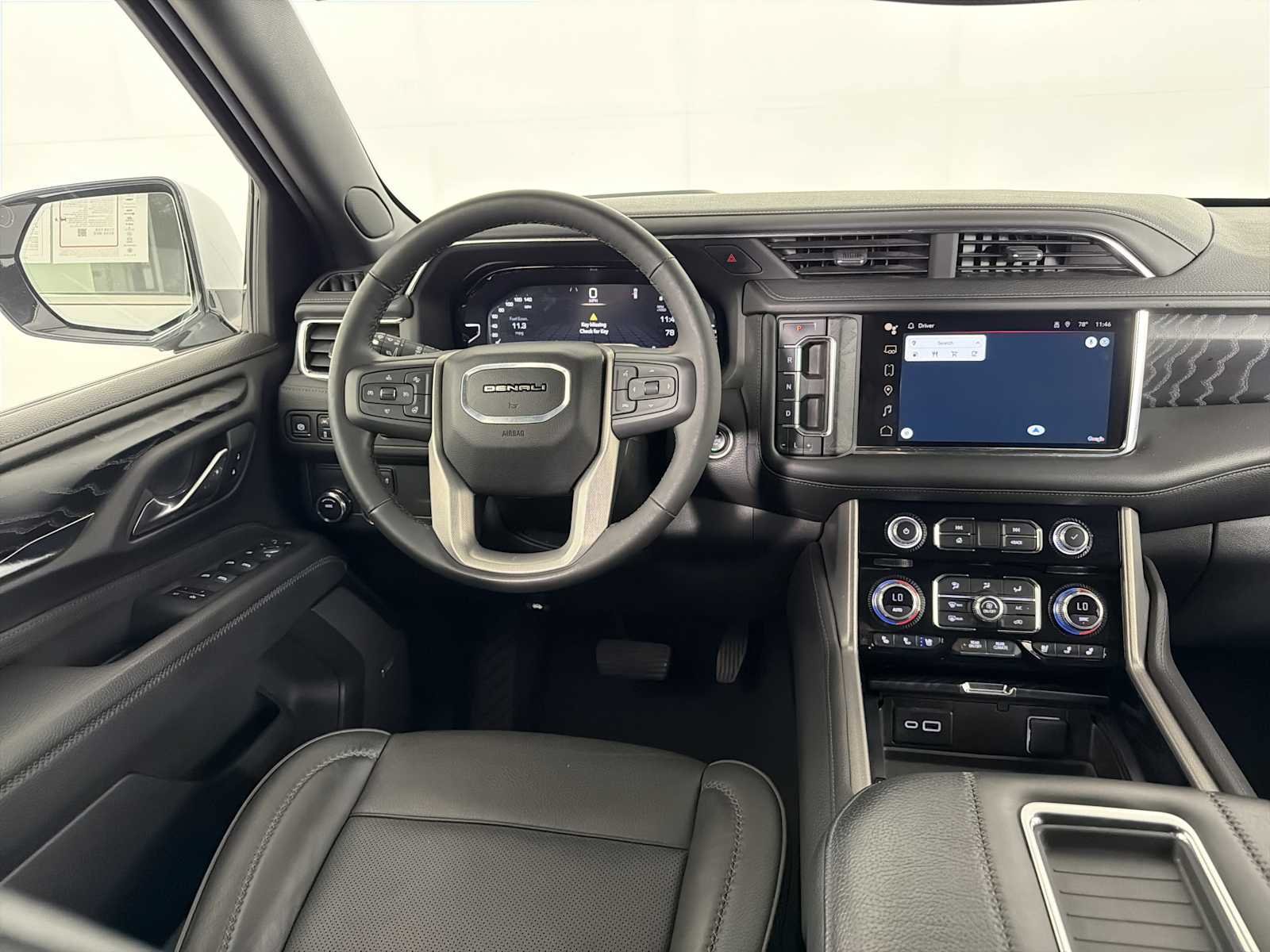 Used 2024 GMC Yukon XL Denali RWD image 24