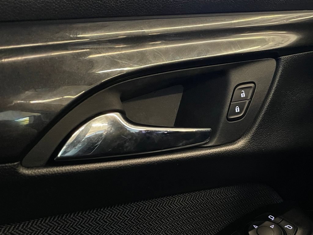 Used 2025 Chevrolet TrailBlazer LT FWD image 14