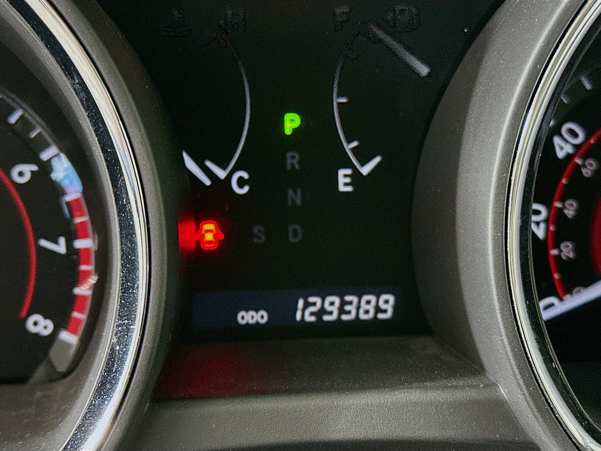 Used 2010 Toyota Highlander SE FWD image 18