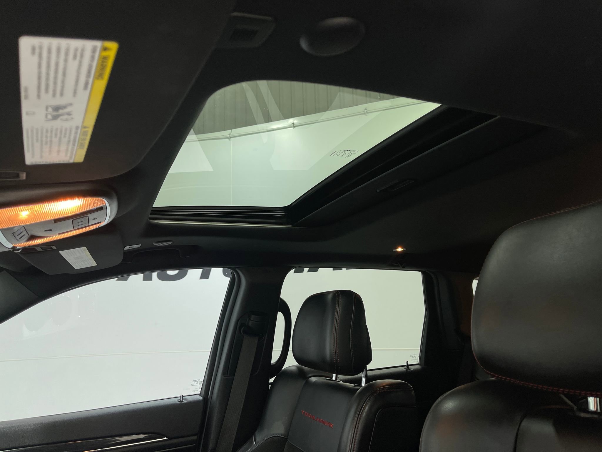 Used 2019 Jeep Grand Cherokee Trailhawk image 12