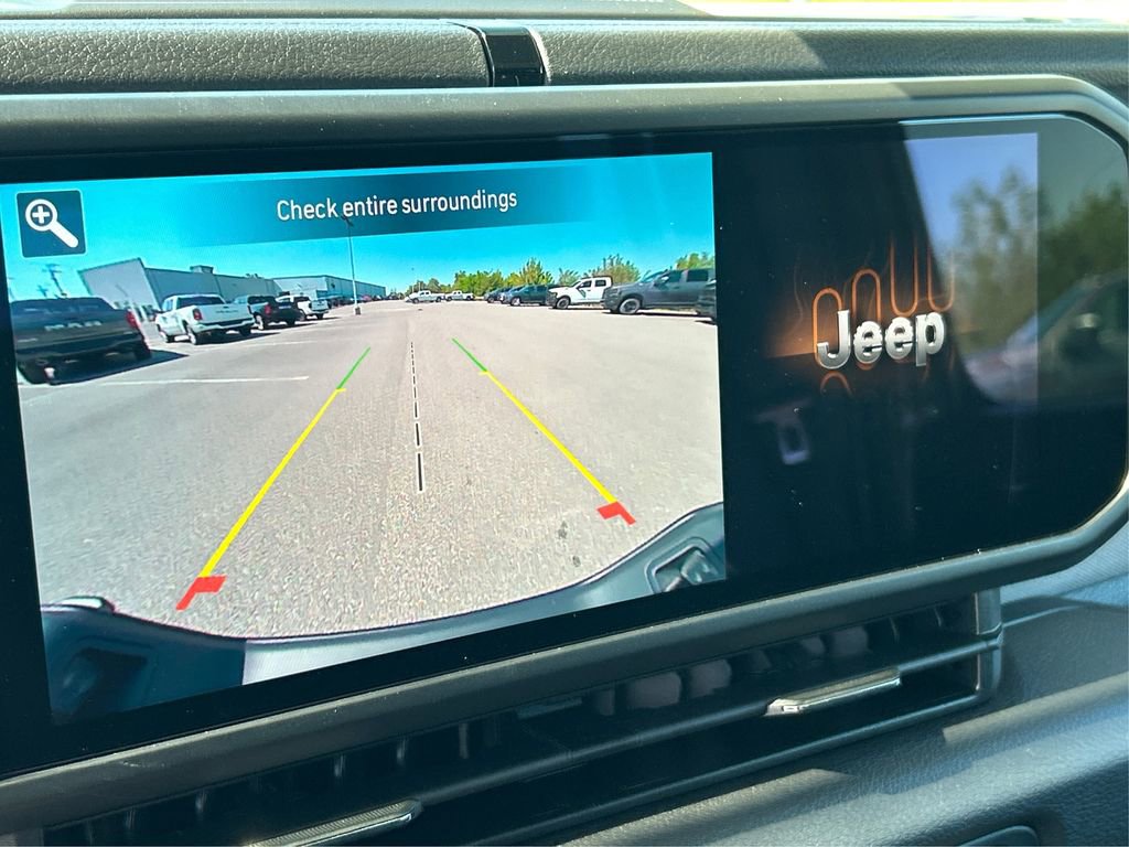 New 2025 Jeep Gladiator Sport AWD/4WD image 30