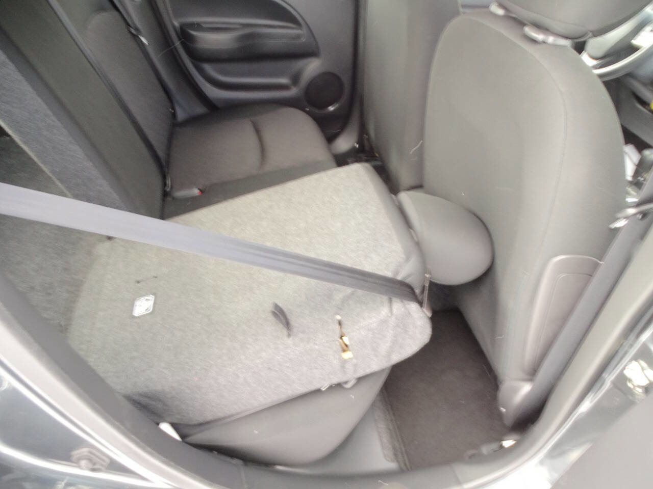 Used 2024 Mitsubishi Mirage ES image 28