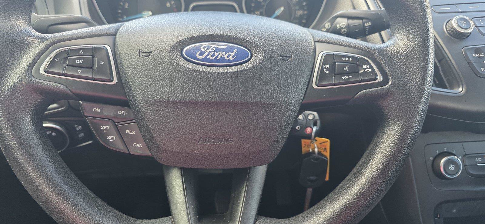 Used 2016 Ford Focus SE FWD image 15