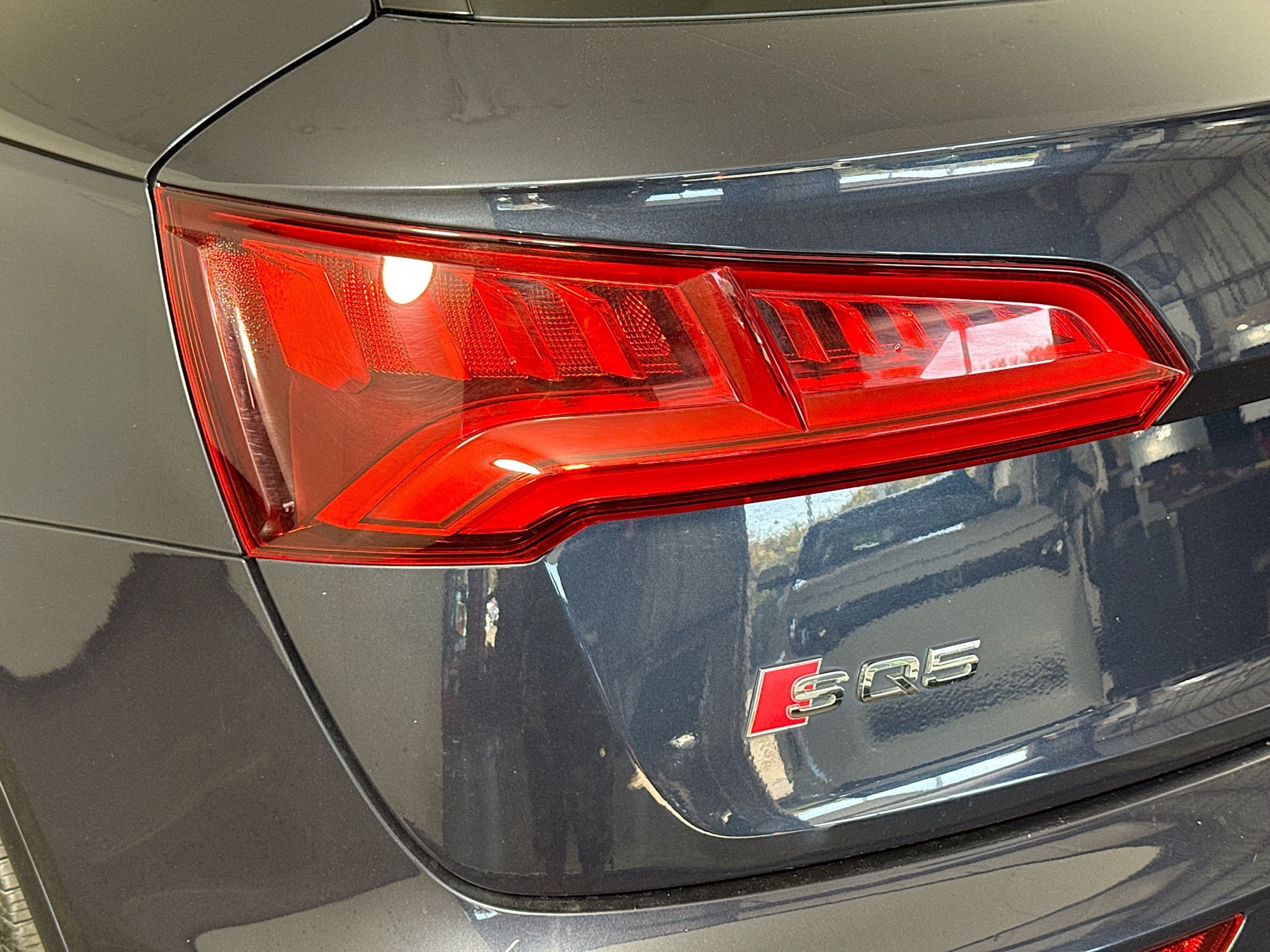 Used 2020 Audi SQ5 Premium Plus w/ Premium Plus Package image 36