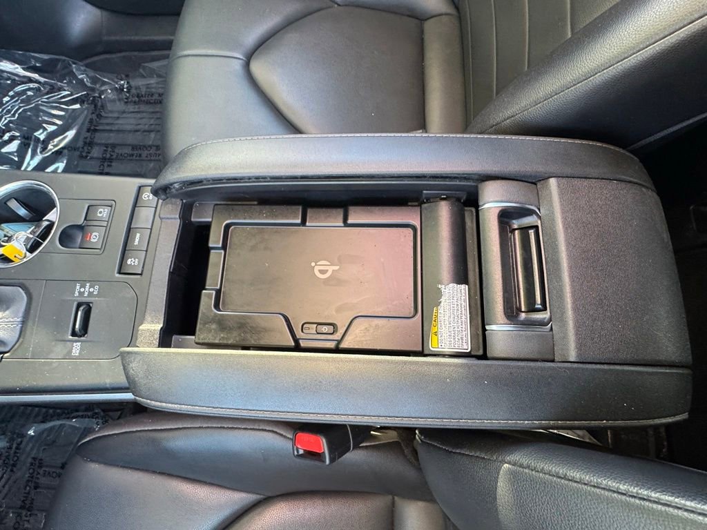 Used 2022 Toyota Highlander XLE image 31