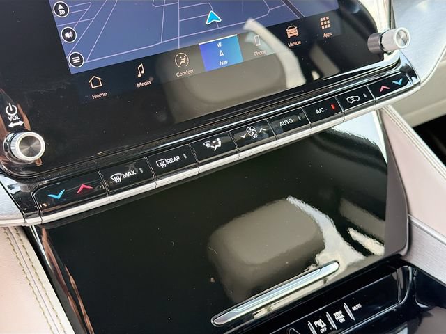 Used 2025 Jeep Wagoneer 4WD image 17