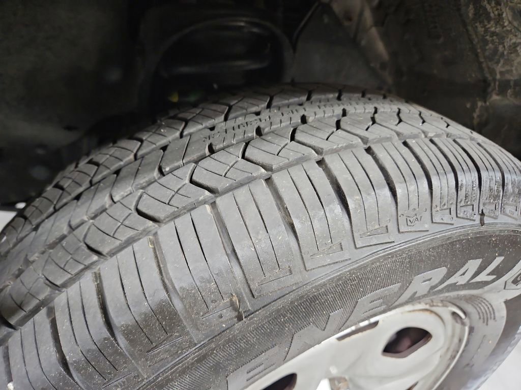 Used 2013 Toyota Tacoma 2WD Regular Cab image 25