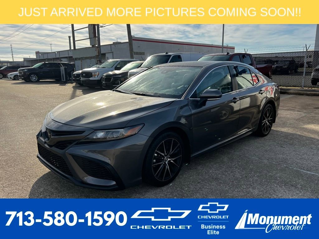 Used 2024 Toyota Camry SE w/ Blackout Package (TMS)