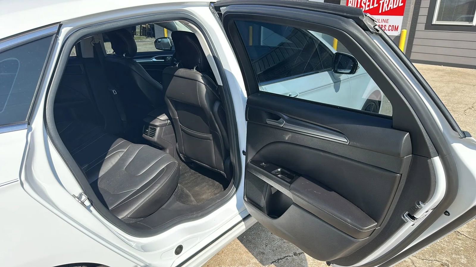 Used 2013 Ford Fusion Titanium AWD/4WD image 15