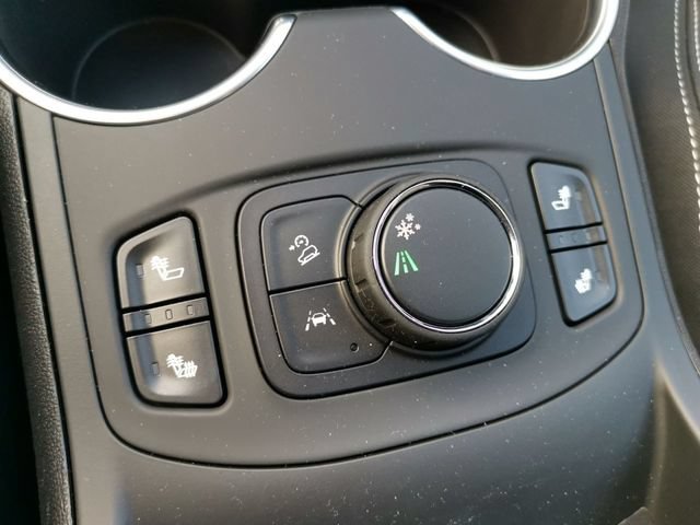 Used 2022 GMC Terrain SLT w/ Infotainment Package II FWD image 18